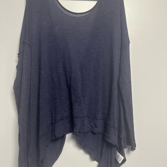 Blue Asymmetrical Oversized Blouse with open back - Picture 1 of 5